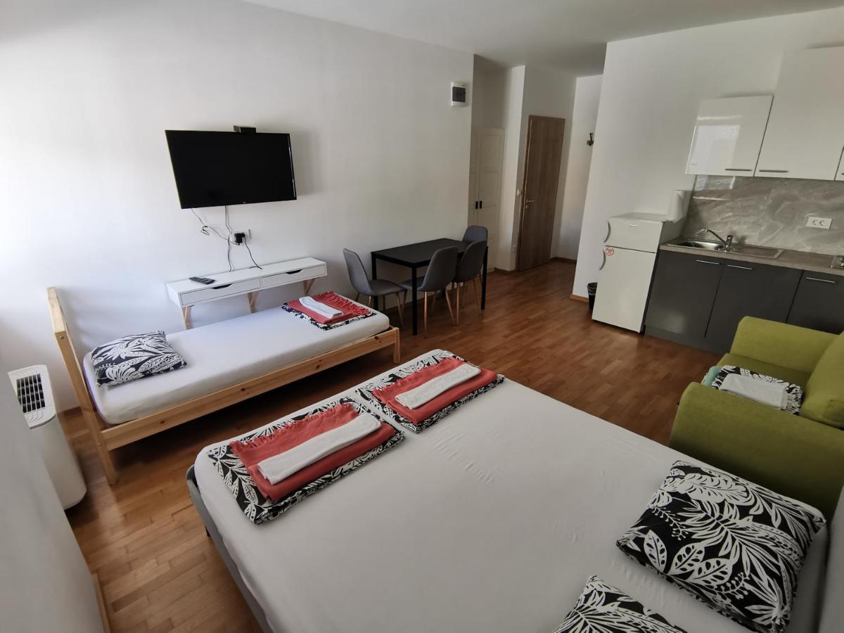 Pubyland Rooms & Apartments Rogatec Kültér fotó